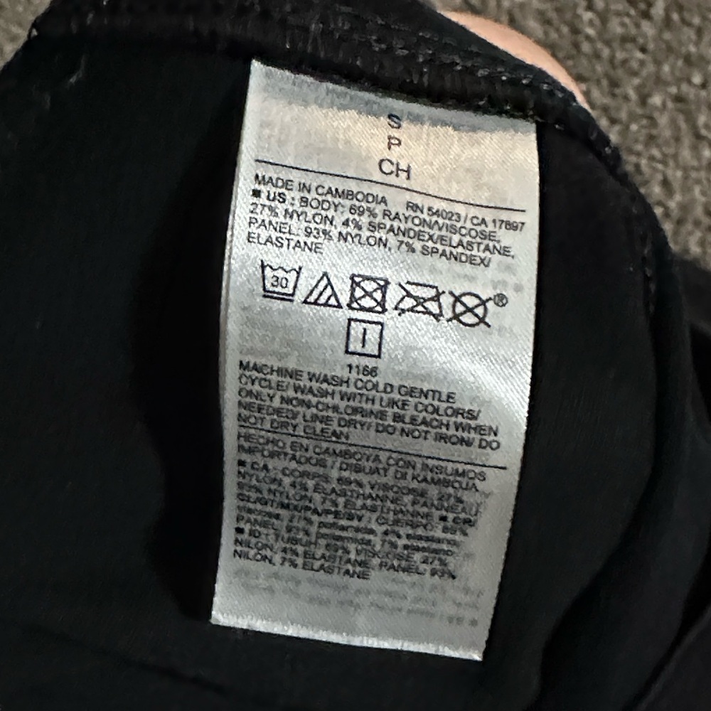 Old Navy Maternity Black Leggings size small - Picture 7 of 7